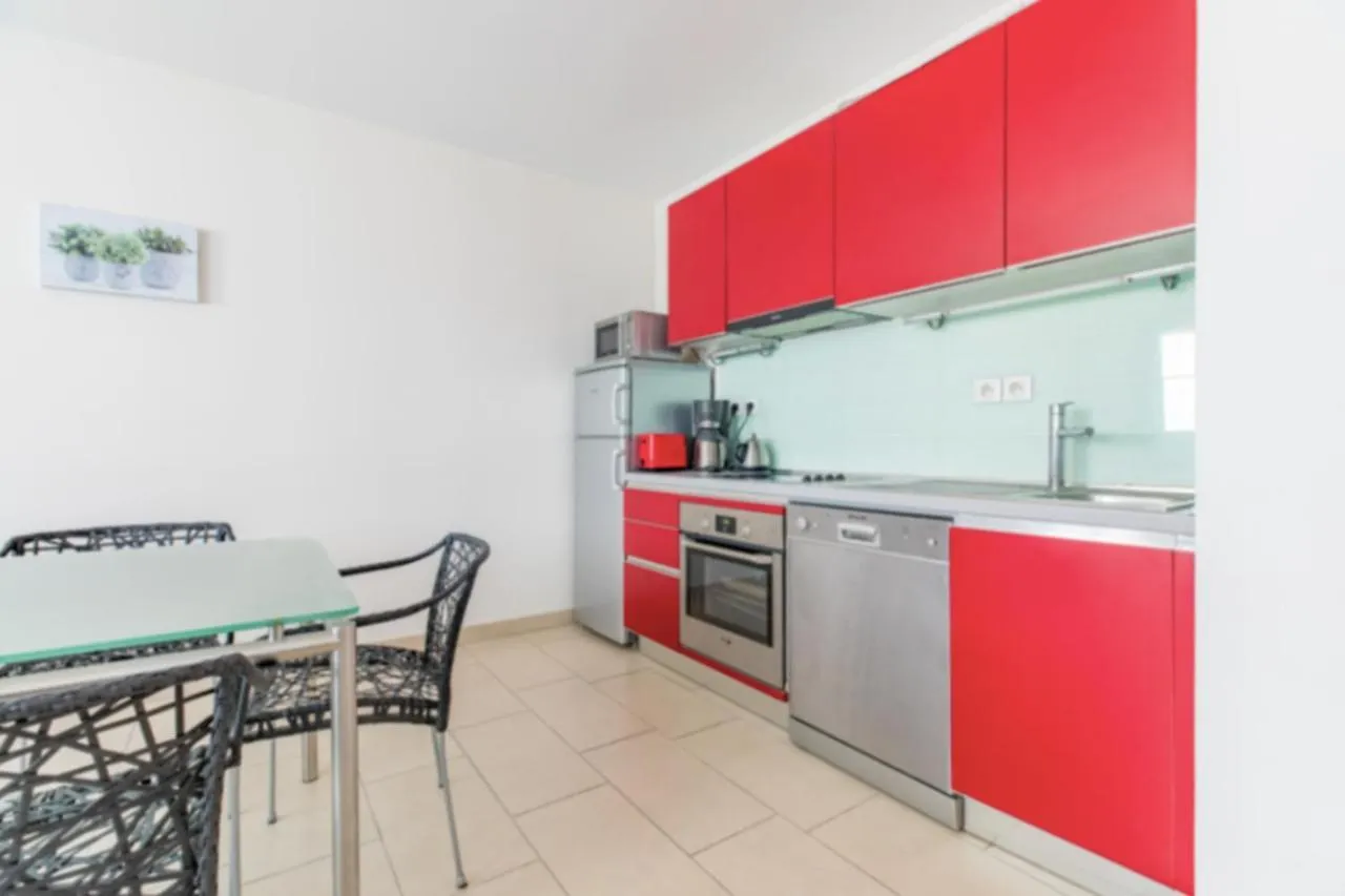 Bright Apartment In The Heart Of Κάννες